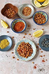 Roasted Chickpeas (Crispy and Baked)
