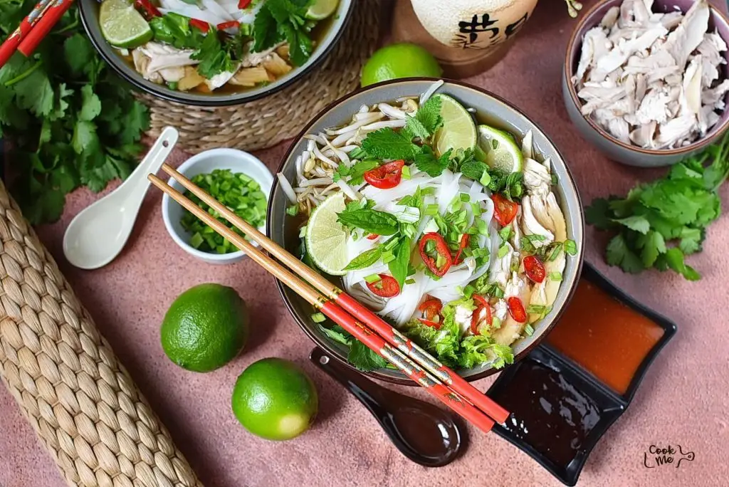 Vietnamese Pho Ga Soup