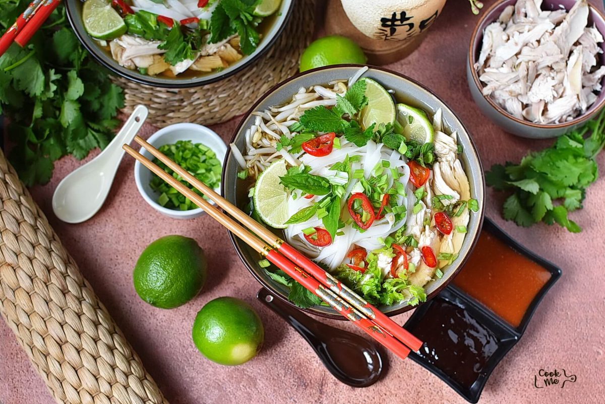 Vietnamese Pho Ga Soup