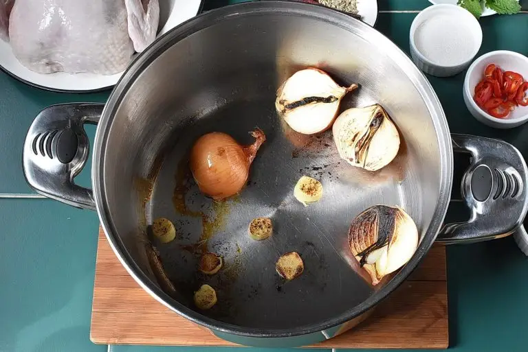 Step 1 - Vietnamese Pho Ga Soup