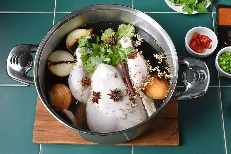 Step 2 - Vietnamese Pho Ga Soup