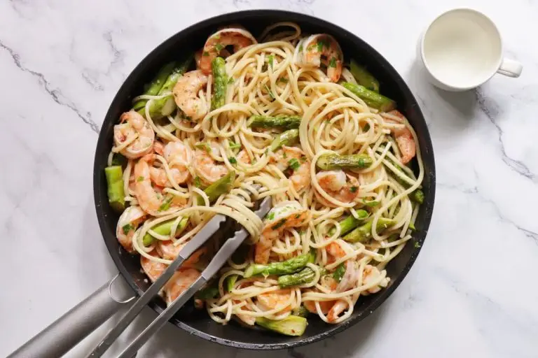 Step 7 - Shrimp and Asparagus Pasta