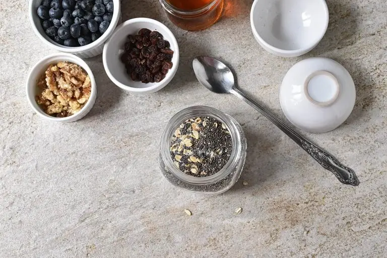 Step 1 - Oatmeal with Chia Seeds (Easy Breakfast)