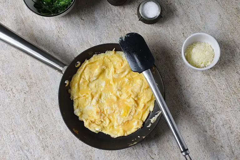 Step 5 - Spinach Omelet