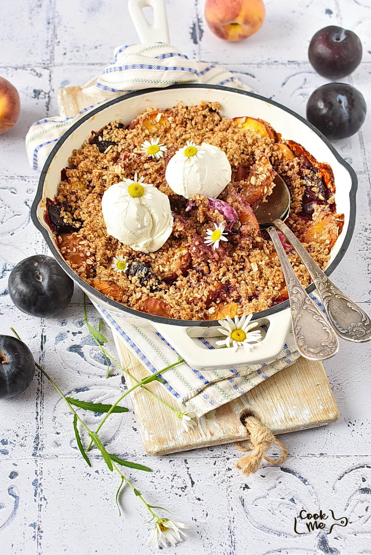 Peach and Plum Crisp Recipe - Easy Step-by-Step Guide | COOK.ME