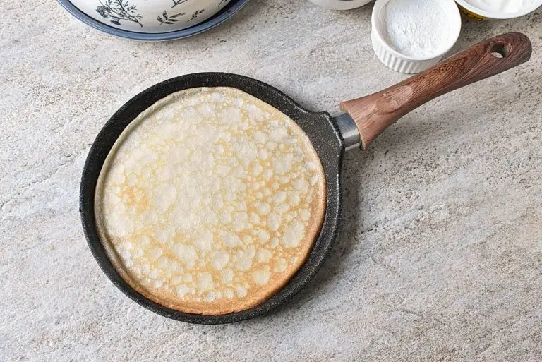 Step 3 - Strawberry Crepes