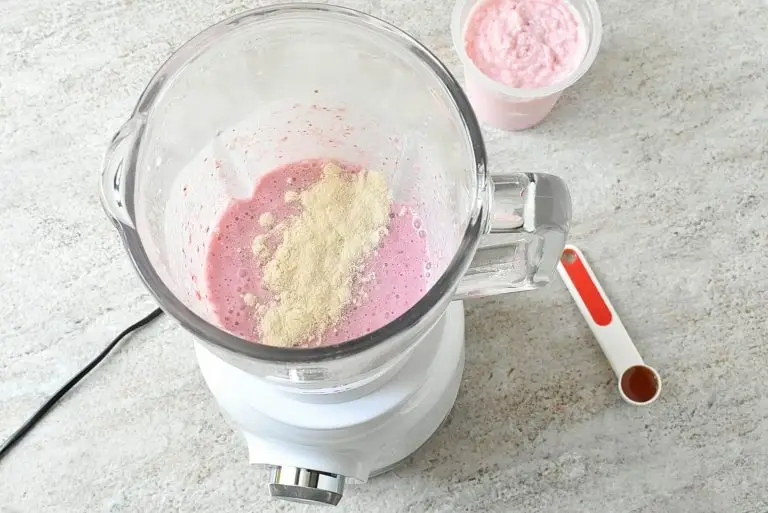 Step 4 - Strawberry Milkshake