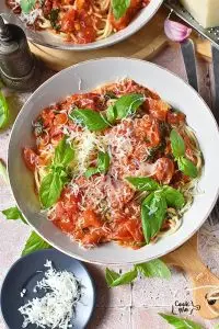 Tomato and Basil Pasta
