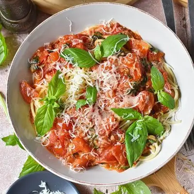 Tomato and Basil Pasta