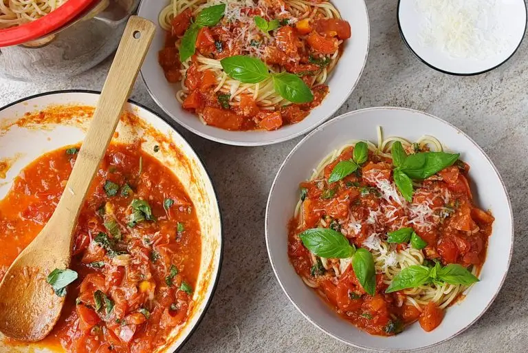 Step 5 - Tomato and Basil Pasta