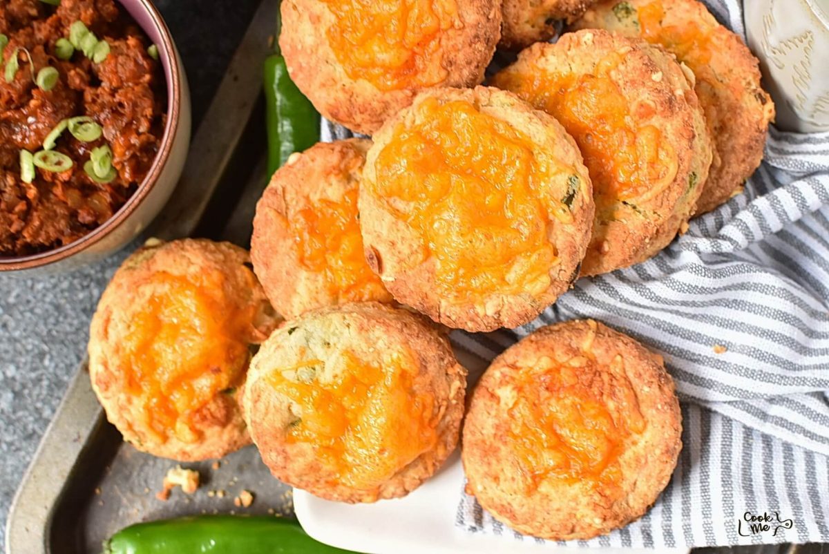 Cheddar Jalapeño Biscuits