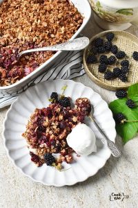Healthy Blackberry Crisp