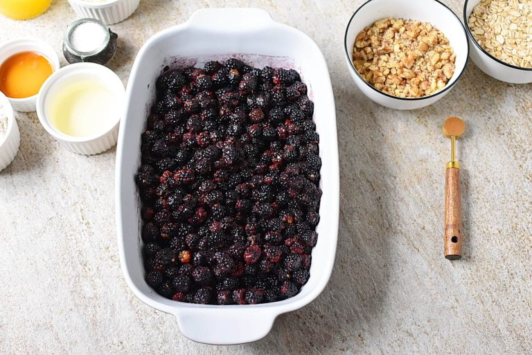 Step 3 - Healthy Blackberry Crisp