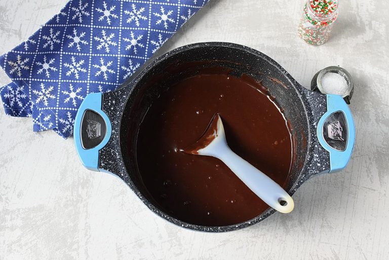 Step 2 - Easy Christmas Fudge Recipe