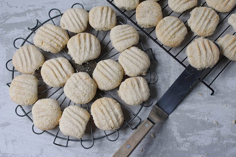 Step 6 - Norwegian Christmas Cookies