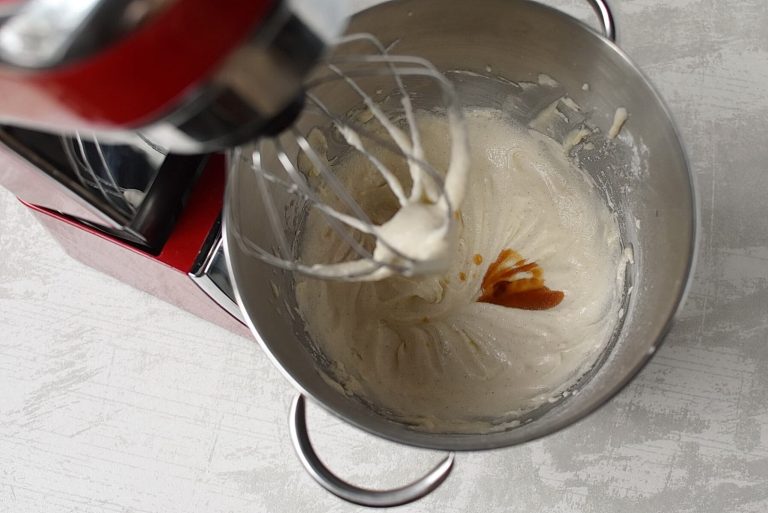 Step 12 - Pumpkin Spice Cupcakes