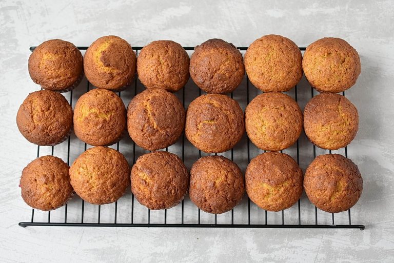 Step 9 - Pumpkin Spice Cupcakes