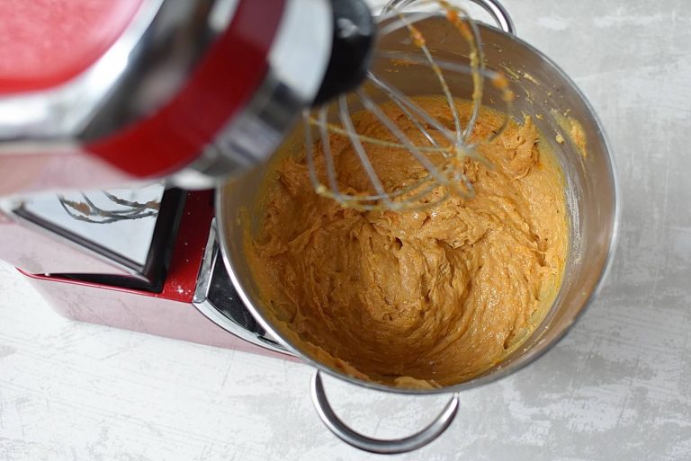 Step 6 - Pumpkin Spice Cupcakes