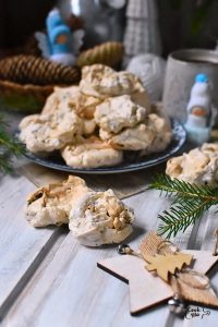 Chocolate Meringue Cookies