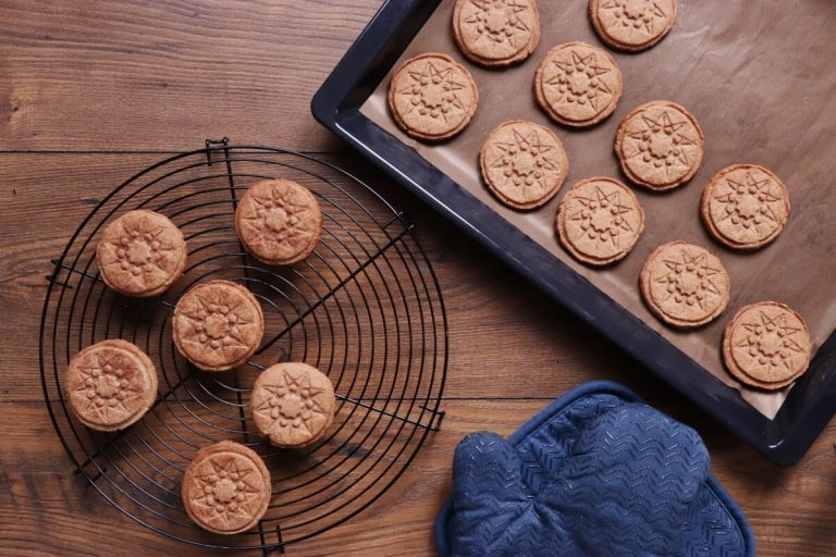 Step 9 - Speculoos Dutch Windmill Cookies