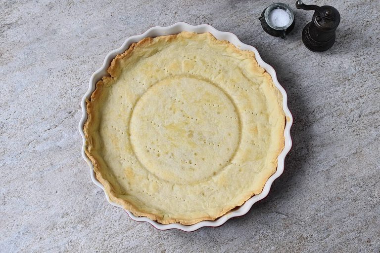 Step 6 - Tuna Quiche with Tomato and Mustard